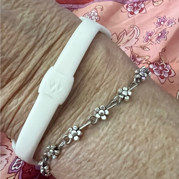 Hand Crafted Jewelry - Floral anklet/Bracelet